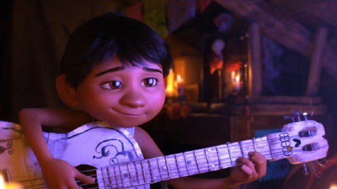 A pesar de la prohibición, Miguel sigue siendo un apasionado de la música.