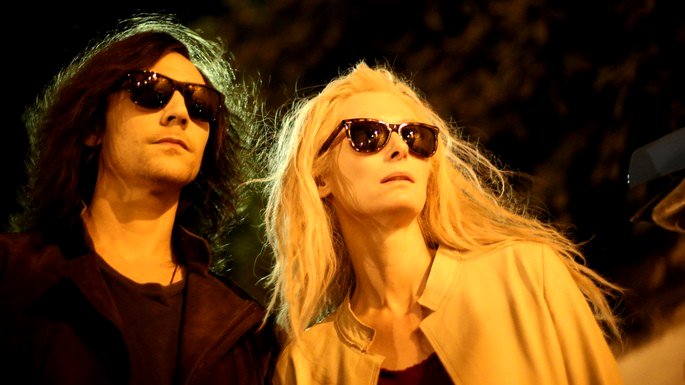 Amantes eternos (2013)