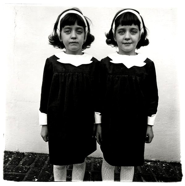 las pocas fotos de Diane Arbus