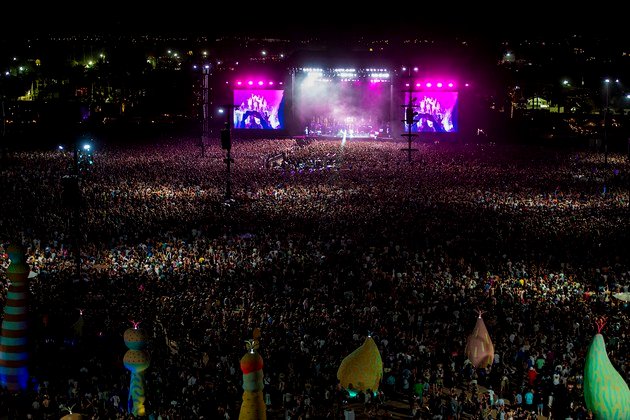 Las escenas de la película principal con el público fueron filmadas en el Festival de Coachella en 2017.