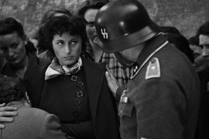 Roma, escena de la película Ciudad Abierta