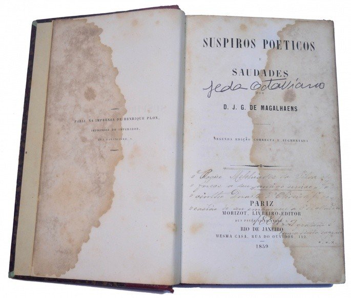La contraportada del libro Suspiros poéticos y nostalgia