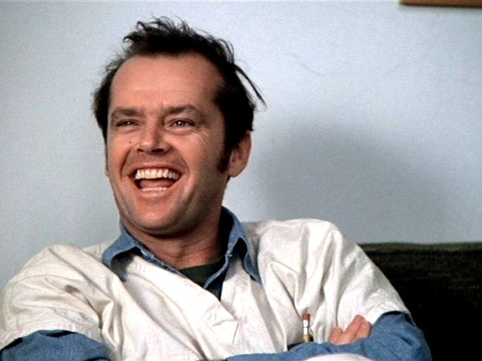 Una escena de la película Un extraño en el nido presenta a Jack Nicholson