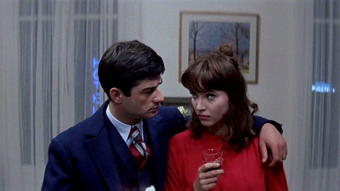 Una mujer es una mujer (1961)